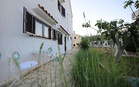 Apartments And A Room Ina